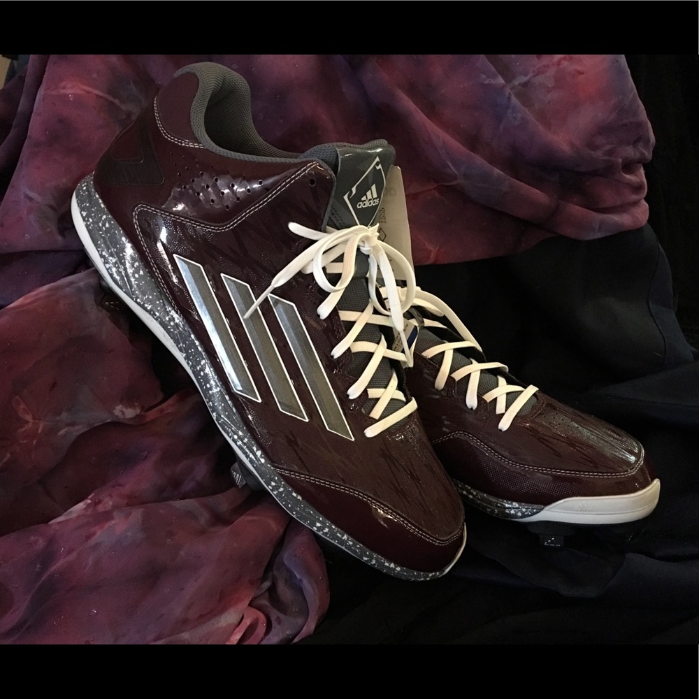 NWT ADIDAS Poweralley 2 Mid metal baseball cleats
